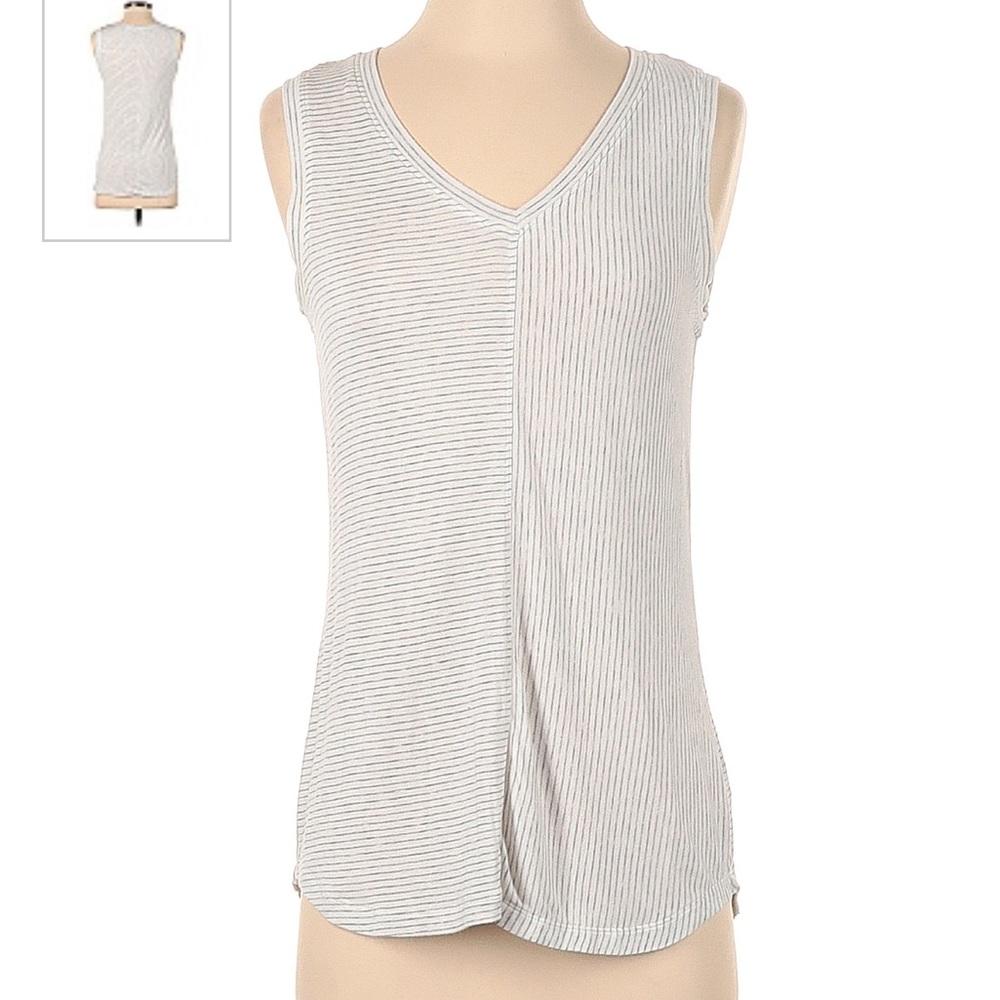 CAbi Knit Tank Size: M